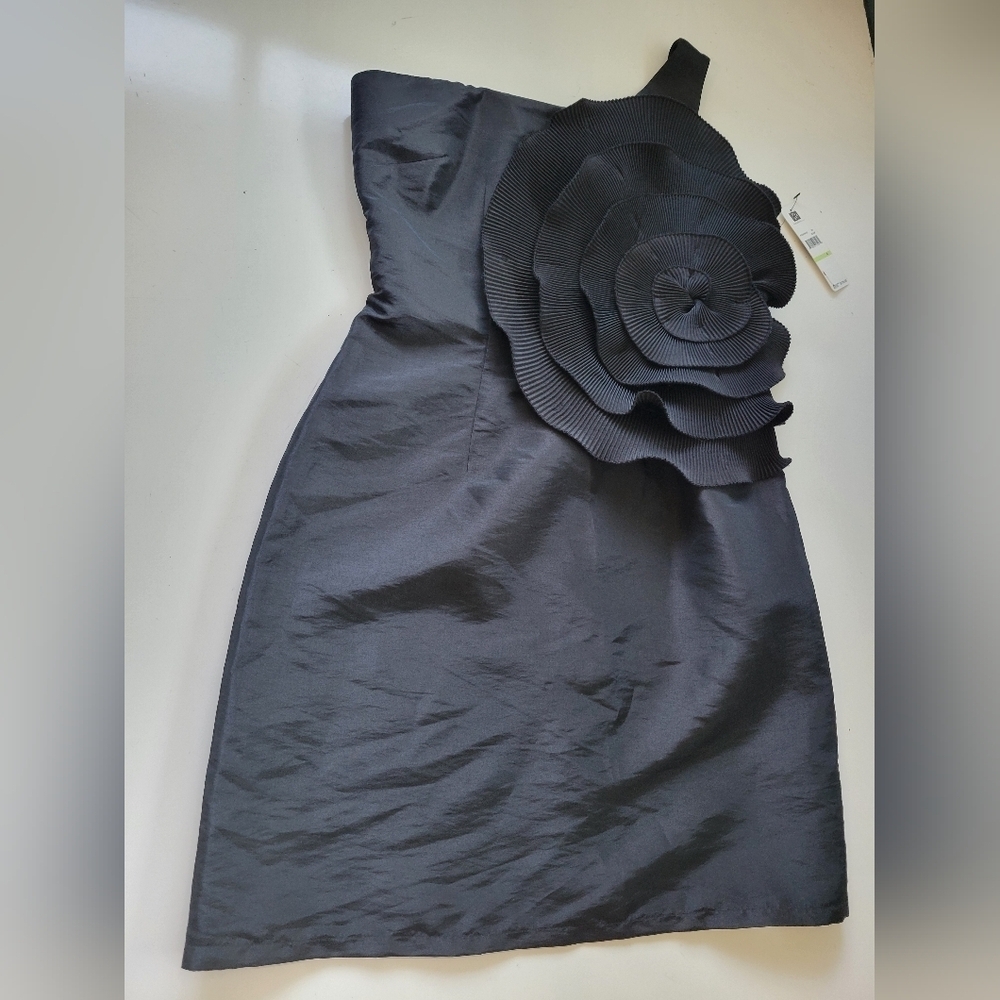 Laundry By Design Rosette One Shoulder Little Black Dress 4 Nwt - Picture 3 of 14